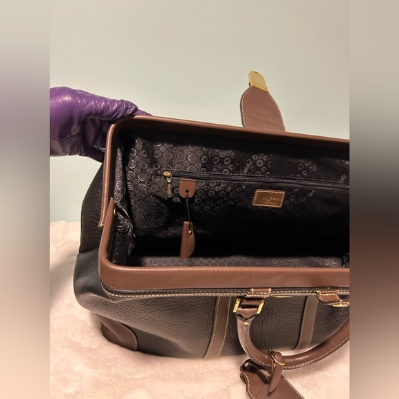 Rudolph Valentino travrel bag 40cm. Authentic and pre-owned. Excellent condition - Picture 9 of 15